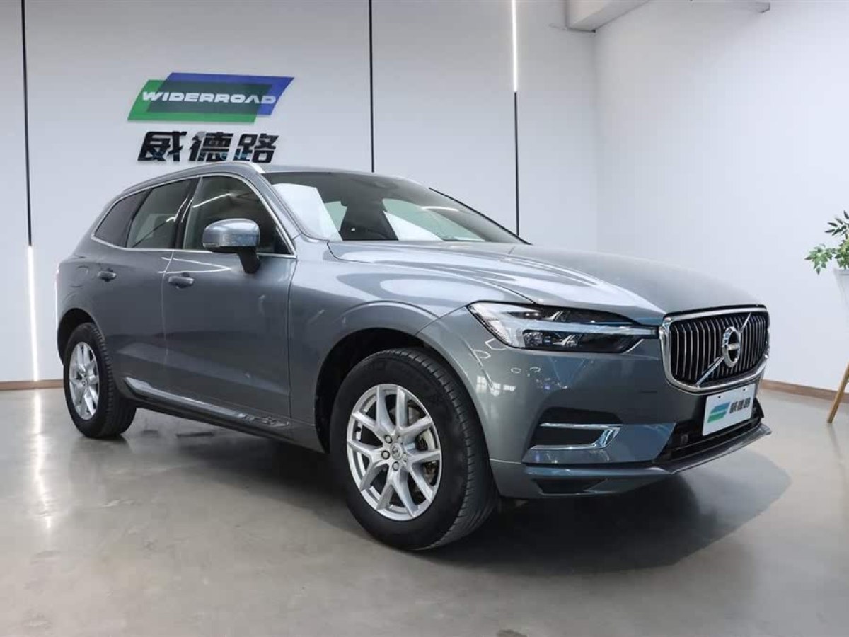 沃爾沃 XC60  2021款 T5 四驅(qū)智逸豪華版圖片
