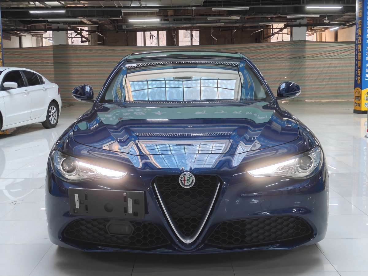 阿爾法·羅密歐 Giulia  2019款  2.0T 280HP 豪華版圖片