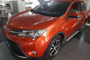 RAV4荣放 丰田 2.5L 自动四驱尊贵版