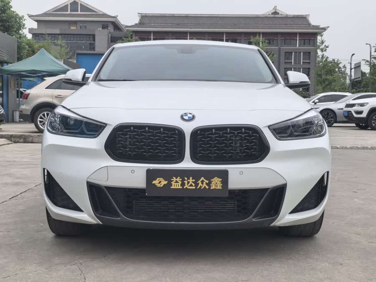 寶馬 寶馬X2  2023款 sDrive25i M運動曜夜版圖片