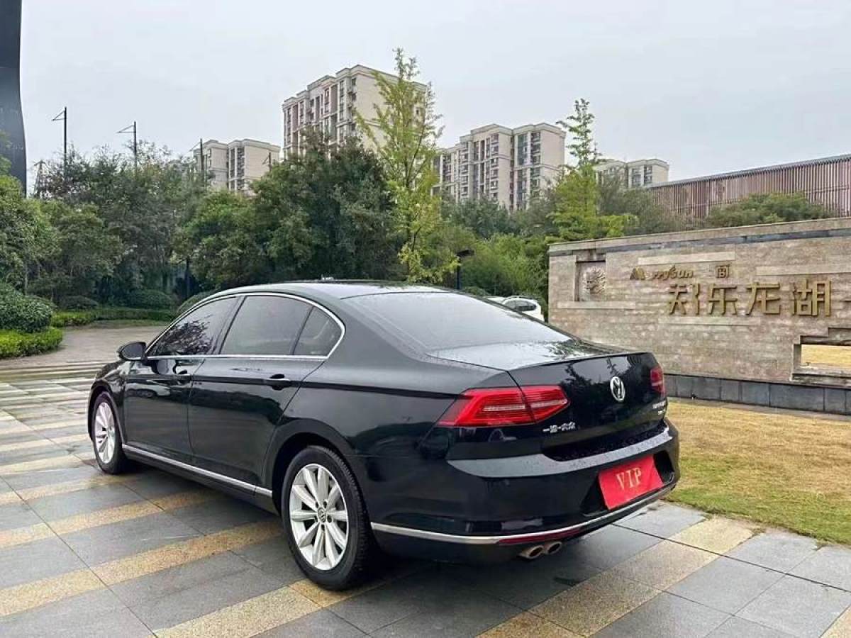 大眾 邁騰  2018款 330TSI DSG 領(lǐng)先型圖片