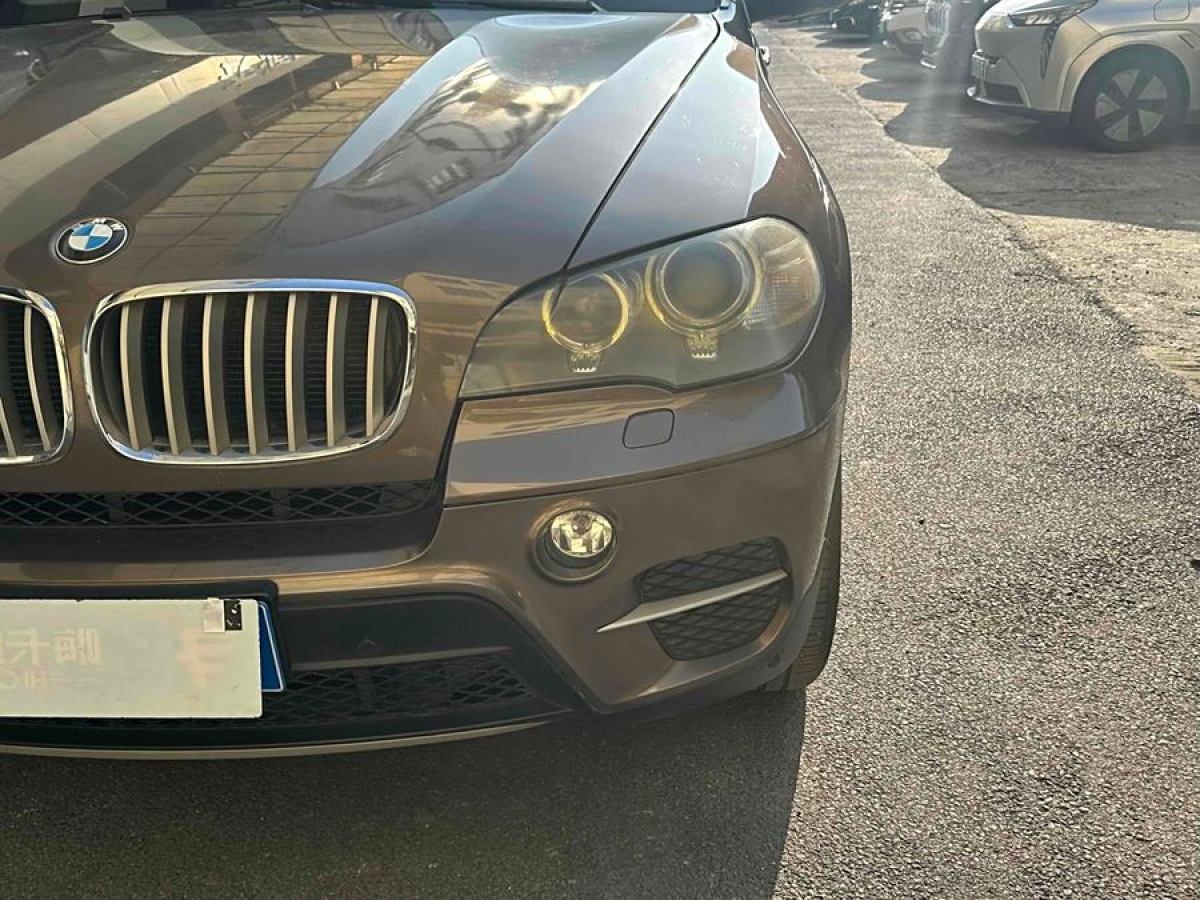 寶馬 寶馬X5  2013款 xDrive35i 領(lǐng)先型圖片