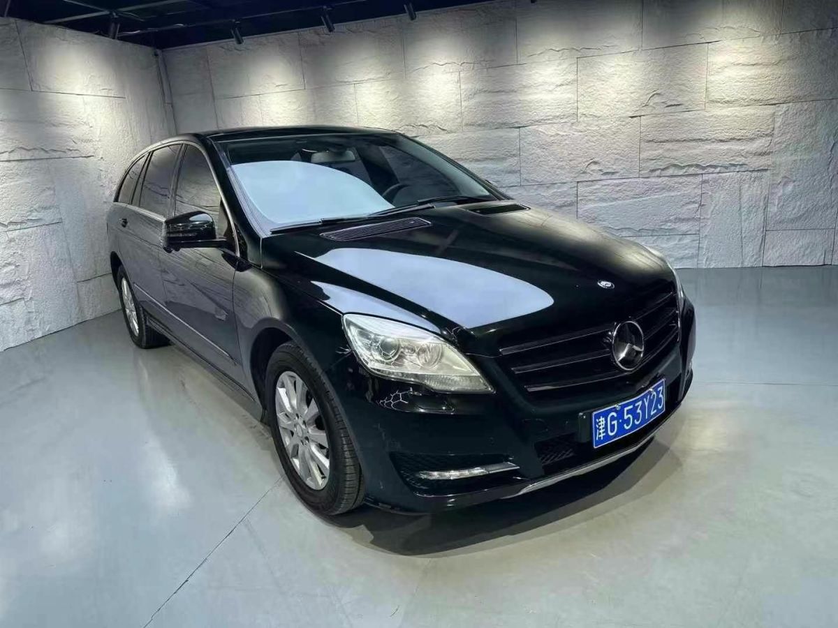 奔馳 奔馳R級  2015款 R 400 4MATIC 商務(wù)型圖片