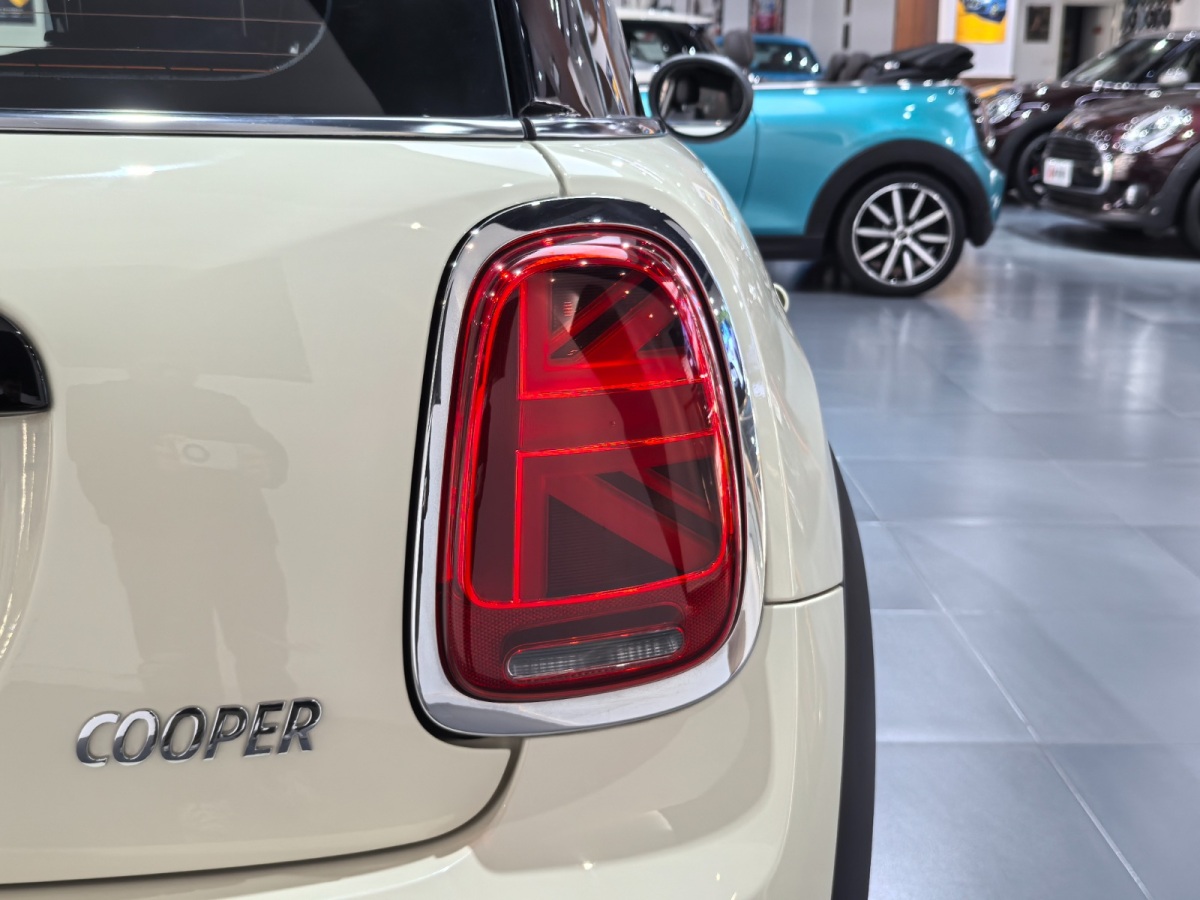 MINI MINI  2022款 1.5T COOPER 經典派圖片