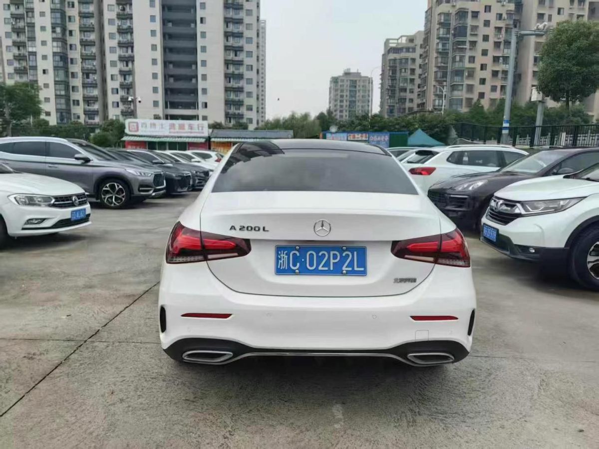 奔馳 奔馳A級  2022款 A 180圖片