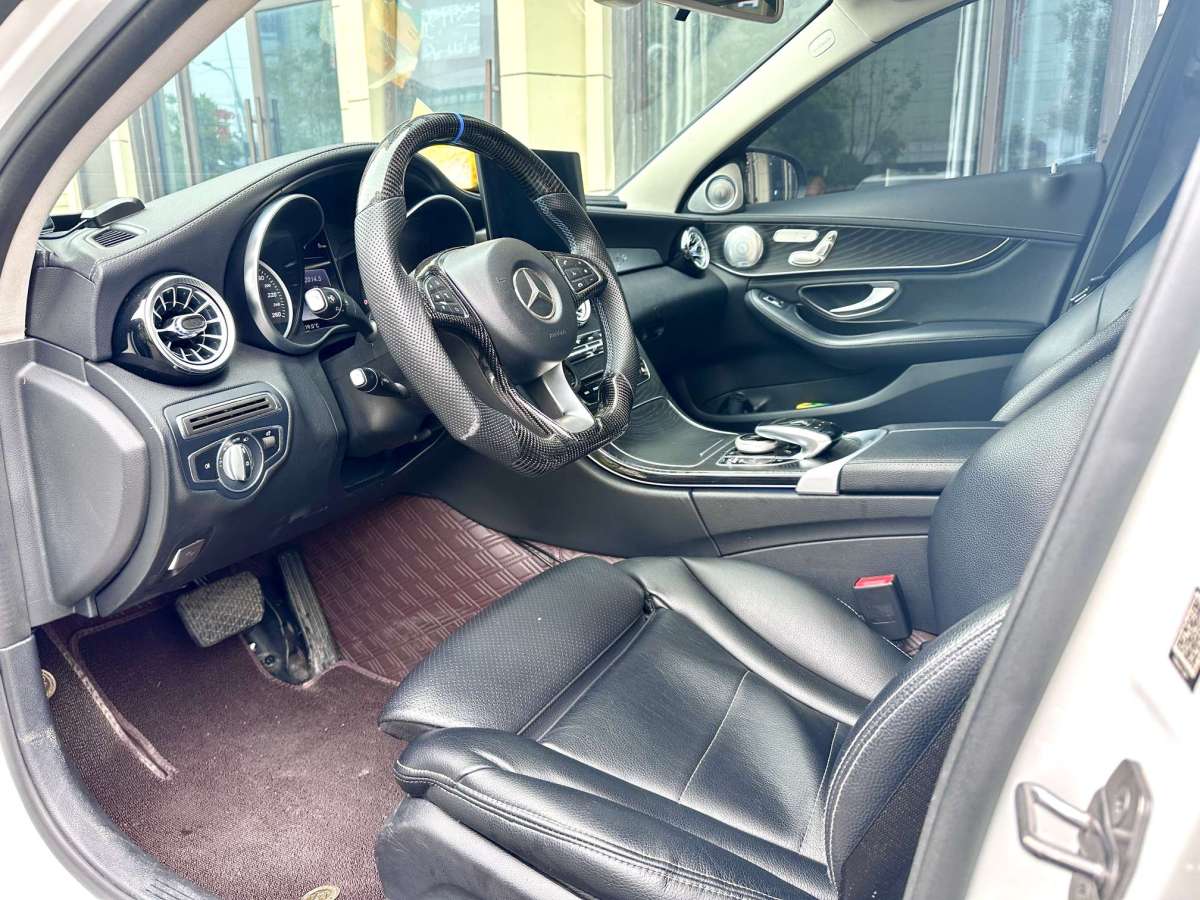 2018年06月奔驰 奔驰C级  2017款 改款 C 200 L