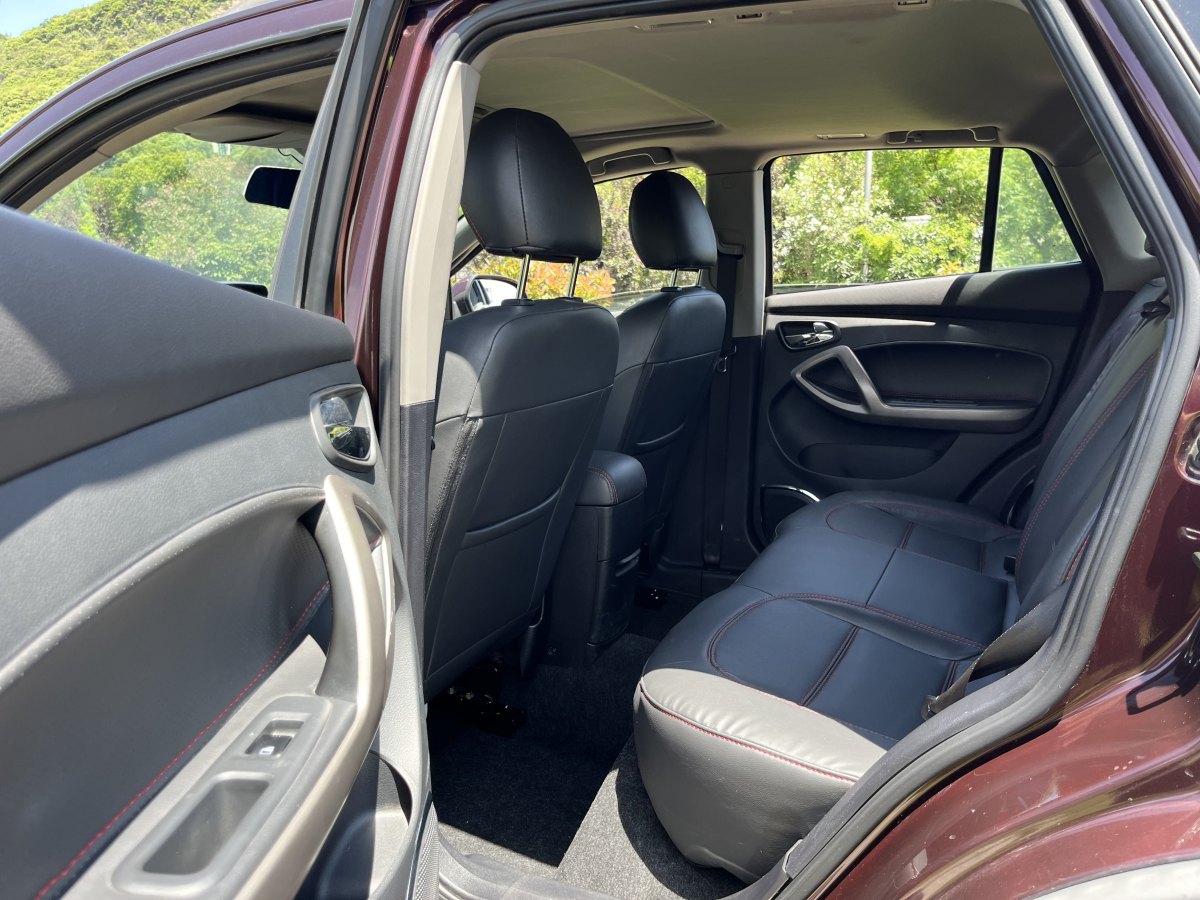 海馬 S5  2015款 1.6L 手動豪華型天窗版圖片
