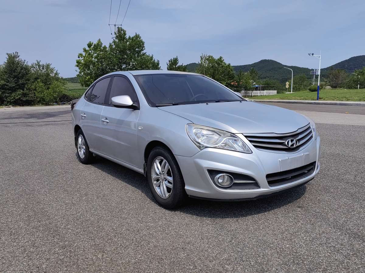 現(xiàn)代 悅動  2011款 1.6L 自動舒適型圖片