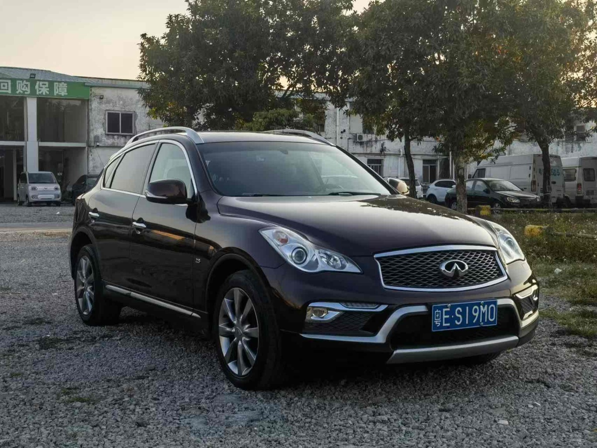 英菲尼迪 QX50  2015款 2.5L 舒適版圖片