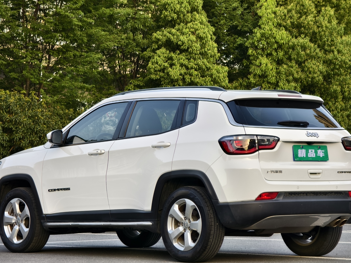 Jeep 指南者  2020款 220T 自動(dòng)夜鷹版圖片