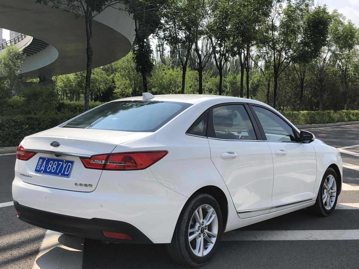2019年10月福特 福睿斯  2019款  改款 1.5L 自動(dòng)悅享型 國(guó)VI