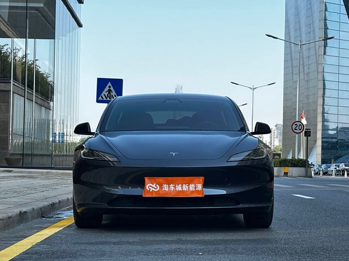 特斯拉 Model Y  2023款 長續(xù)航全輪驅(qū)動版圖片