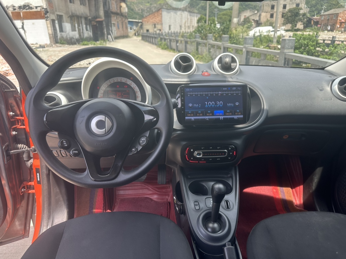 2017年02月smart forfour  2016款 1.0L 52千瓦靈動(dòng)版