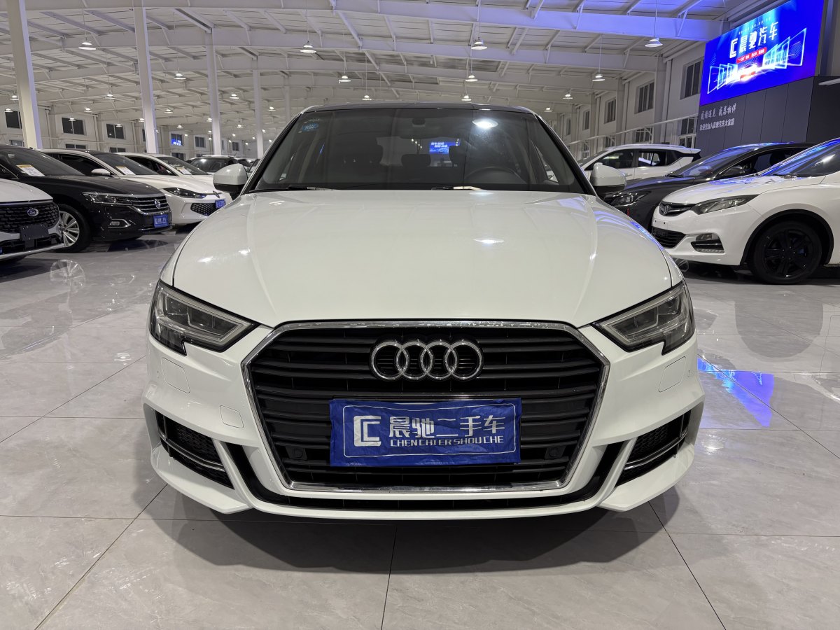 奧迪 奧迪A3  2019款 Limousine 35 TFSI 時(shí)尚型 國(guó)VI圖片