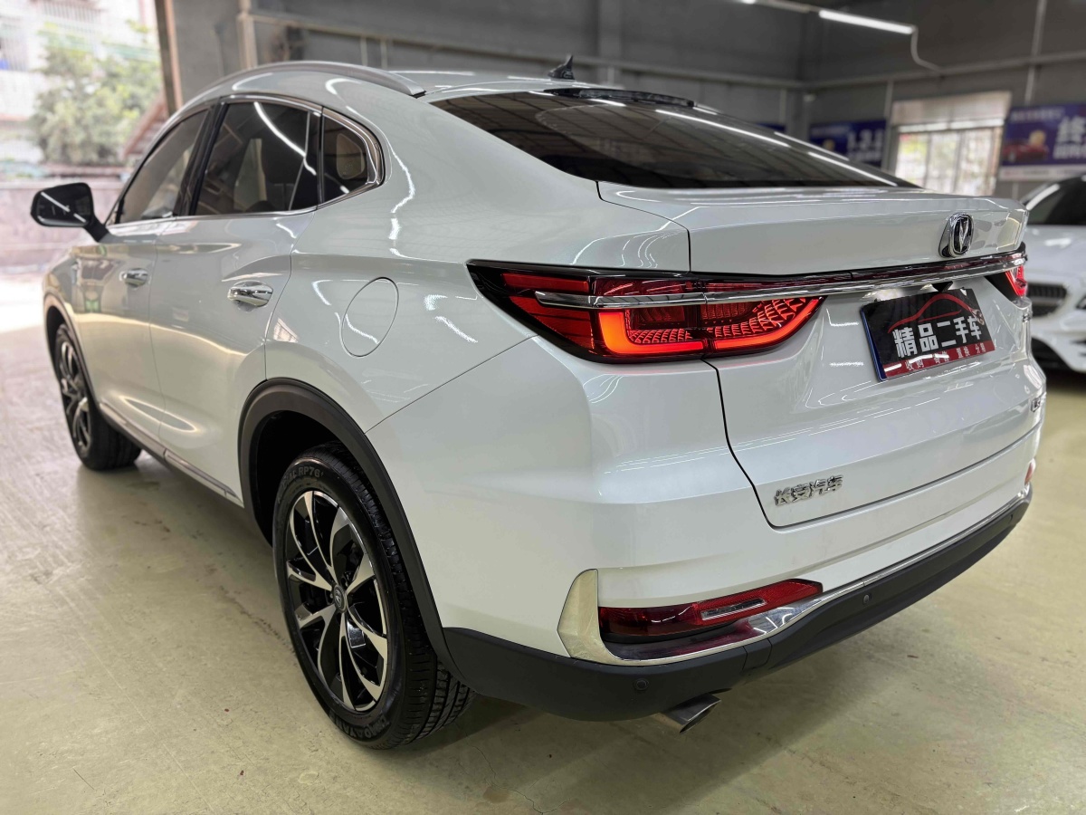 長(zhǎng)安 CS85 COUPE  2019款  1.5T 動(dòng)版 國(guó)VI圖片