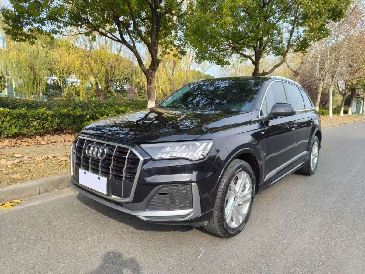 奧迪 奧迪Q7  2021款 45 TFSI quattro S line運(yùn)動(dòng)型圖片