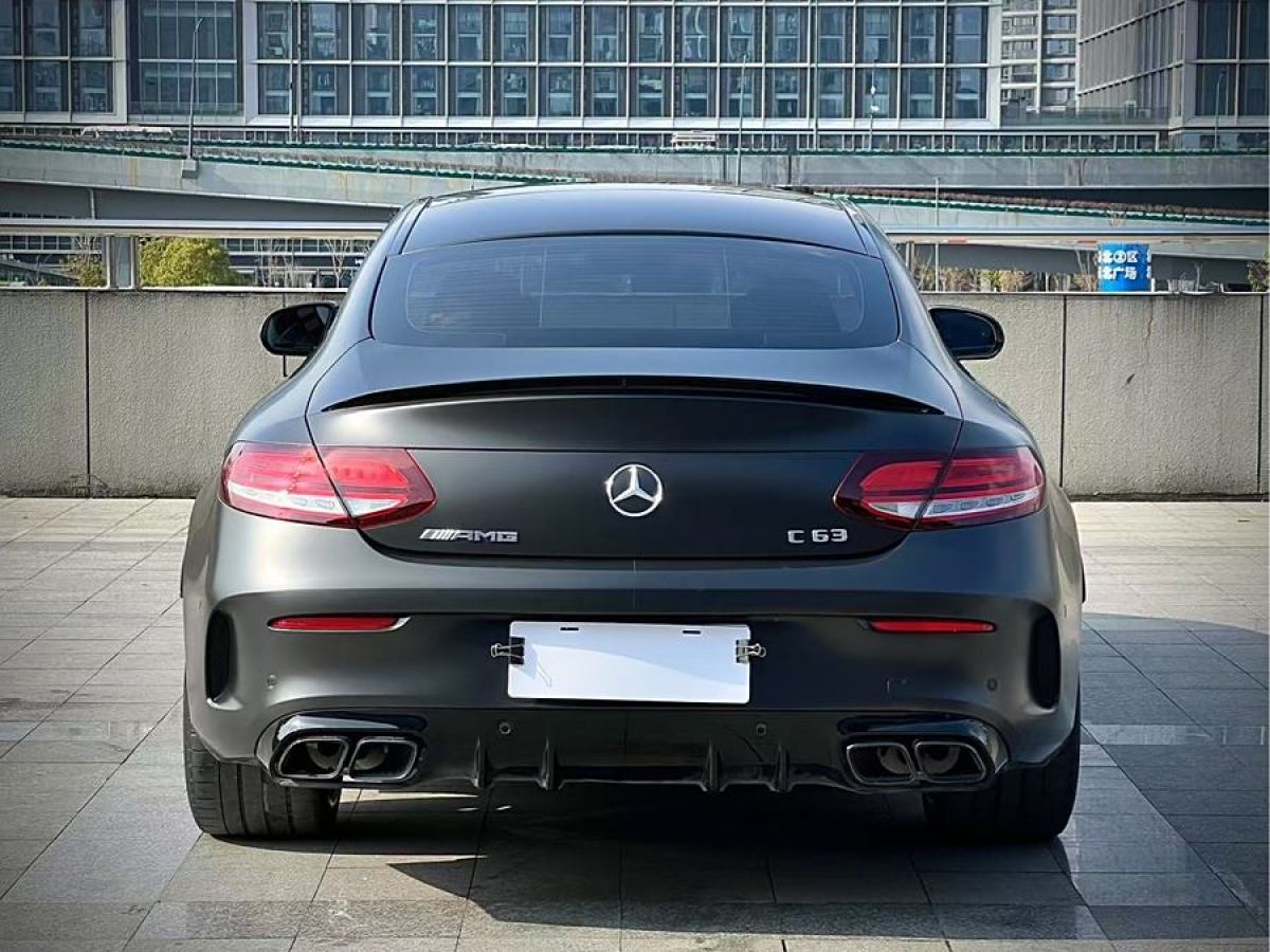 奔馳 奔馳C級(jí)AMG  2021款 AMG C 63 轎跑車圖片