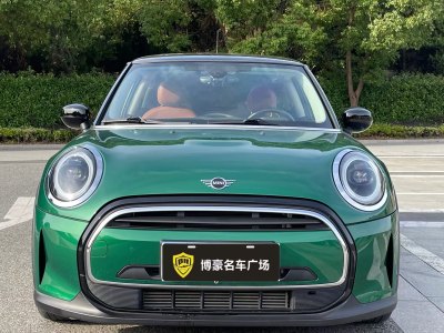 2021年10月 MINI MINI 改款 1.5T COOPER 藝術(shù)家圖片