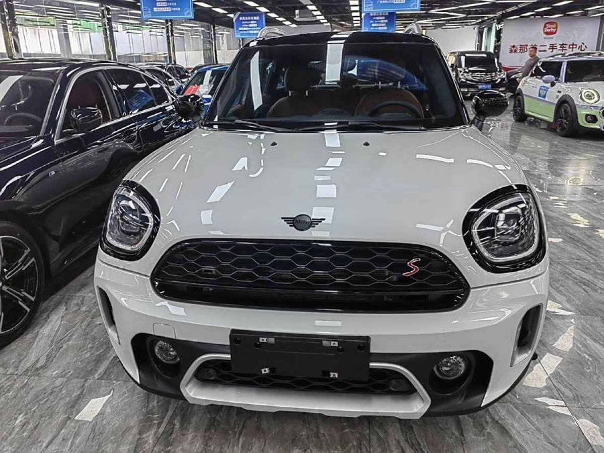 2023年7月MINI COUNTRYMAN  2023款 2.0T COOPER S ALL4 鑒賞家