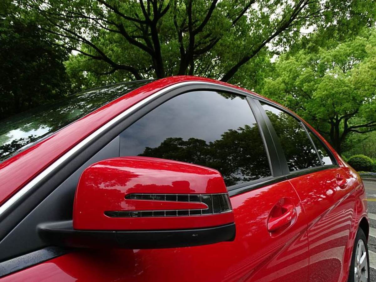 奔驰 奔驰C级  2013款 C 180 经典型 Grand Edition图片