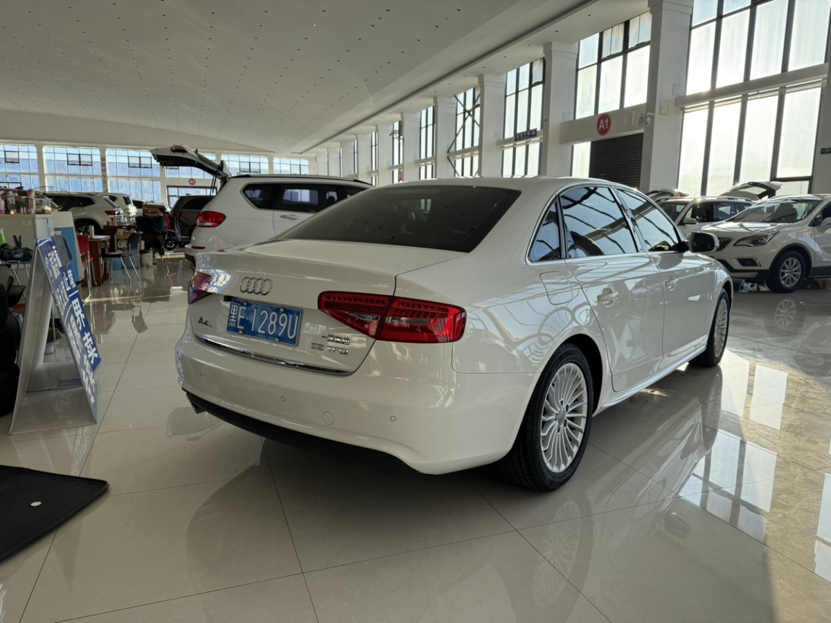 奧迪 奧迪A4L  2015款 35 TFSI 自動(dòng)舒適型圖片