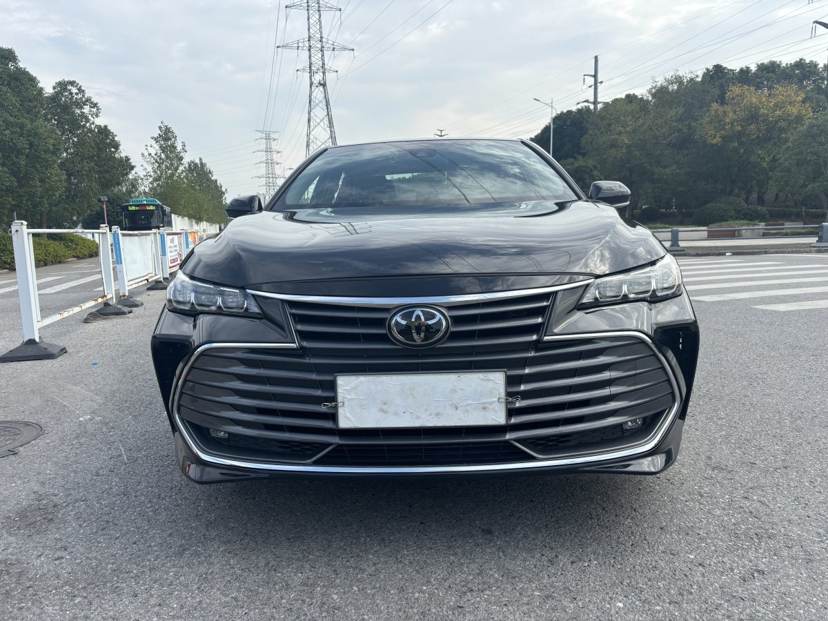 豐田 亞洲龍  2019款 2.0L 豪華版圖片