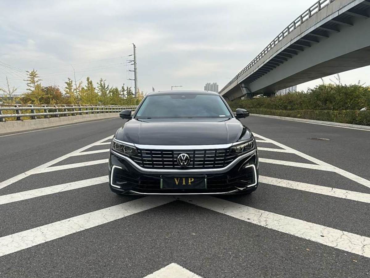 2023年2月大眾 帕薩特新能源  2023款 430PHEV 混動(dòng)豪華版