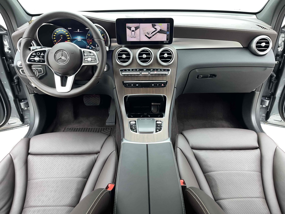 2021年6月奔馳 奔馳GLC  2021款 GLC 300 L 4MATIC 豪華型