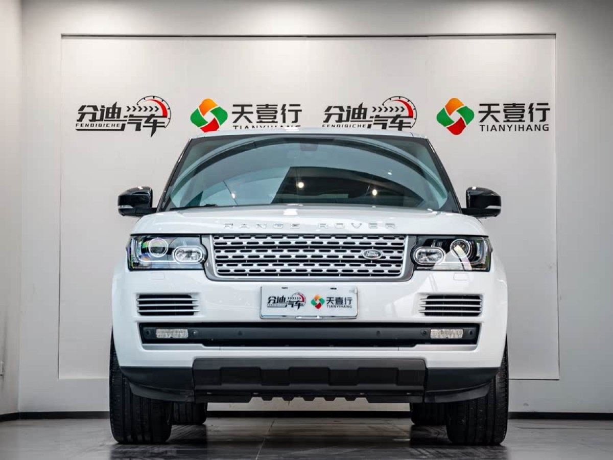 路虎 攬勝  2015款 3.0 V6 SC Vogue SE 創(chuàng)世加長版圖片