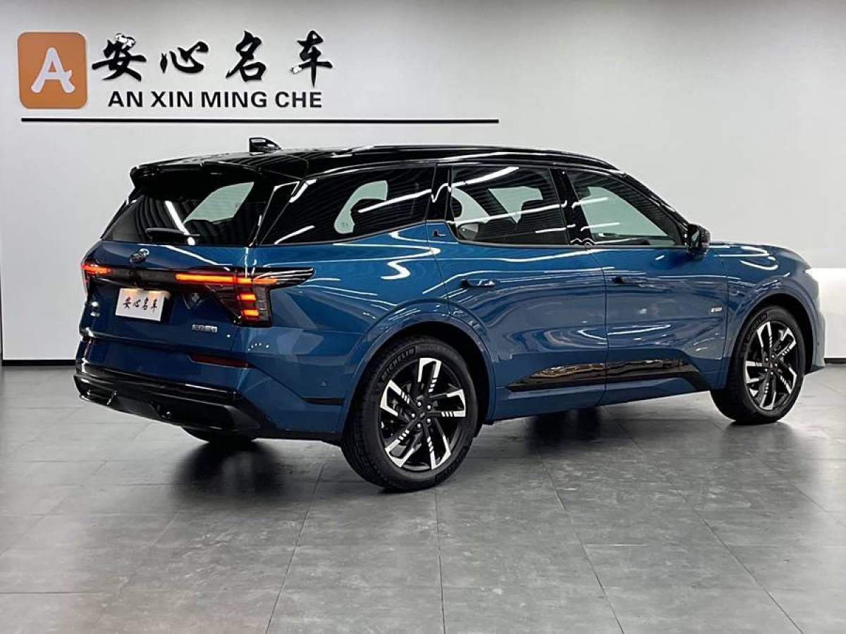 福特 銳界  2023款 銳界L 2.0T EcoBoost E-混動(dòng)四驅(qū)七座 STLine圖片