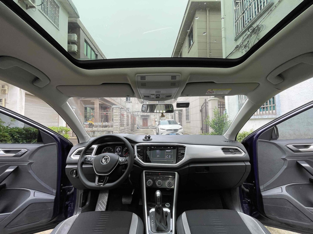 大眾 T-ROC探歌  2019款 280TSI DSG兩驅(qū)舒適型 國(guó)V圖片