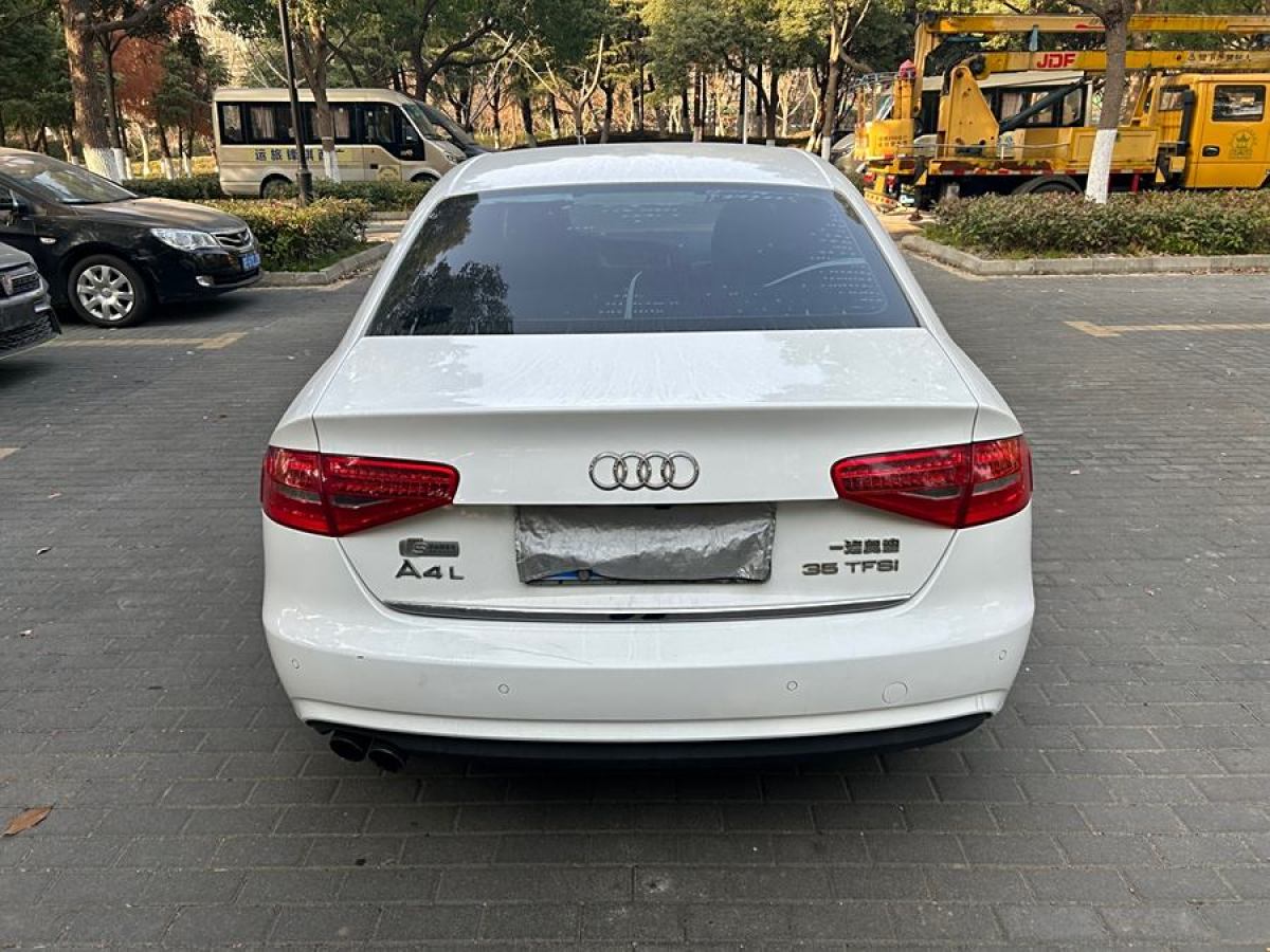 奧迪 奧迪A4L  2015款 35 TFSI 自動舒適型圖片