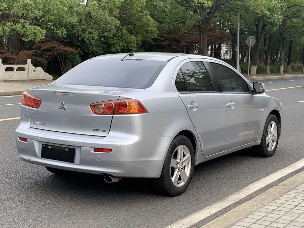 三菱 翼神  2011款 時尚版 1.8L CVT舒適型圖片