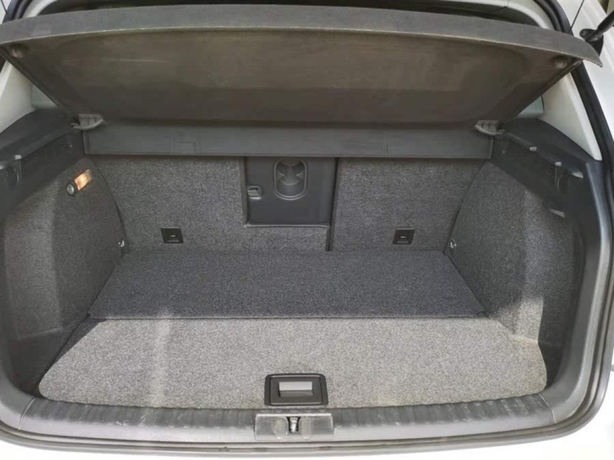 大眾 途觀  2013款 1.8TSI 自動(dòng)四驅(qū)舒適版圖片