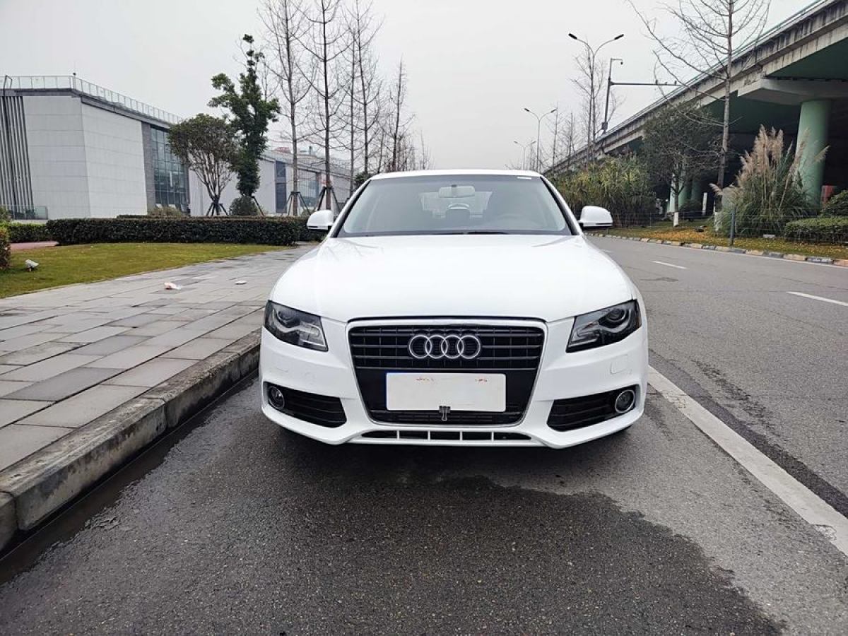 奧迪 奧迪A4L  2012款 2.0 TFSI 自動標準型圖片