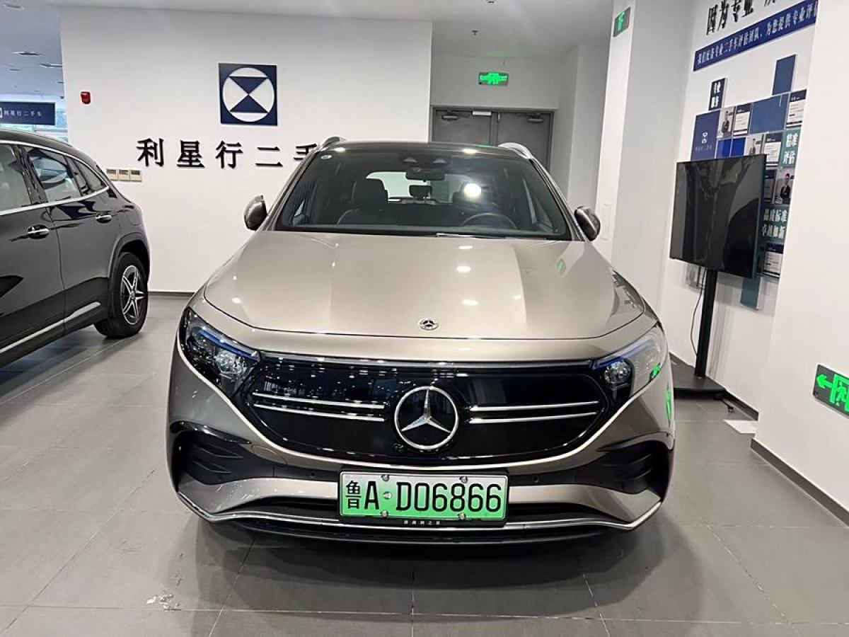 奔馳 奔馳EQA  2022款 EQA 300 4MATIC 首發(fā)特別版圖片