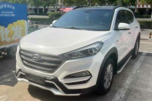 勝達(dá) 現(xiàn)代 2.0T 自動(dòng)四驅(qū)智能型 7座