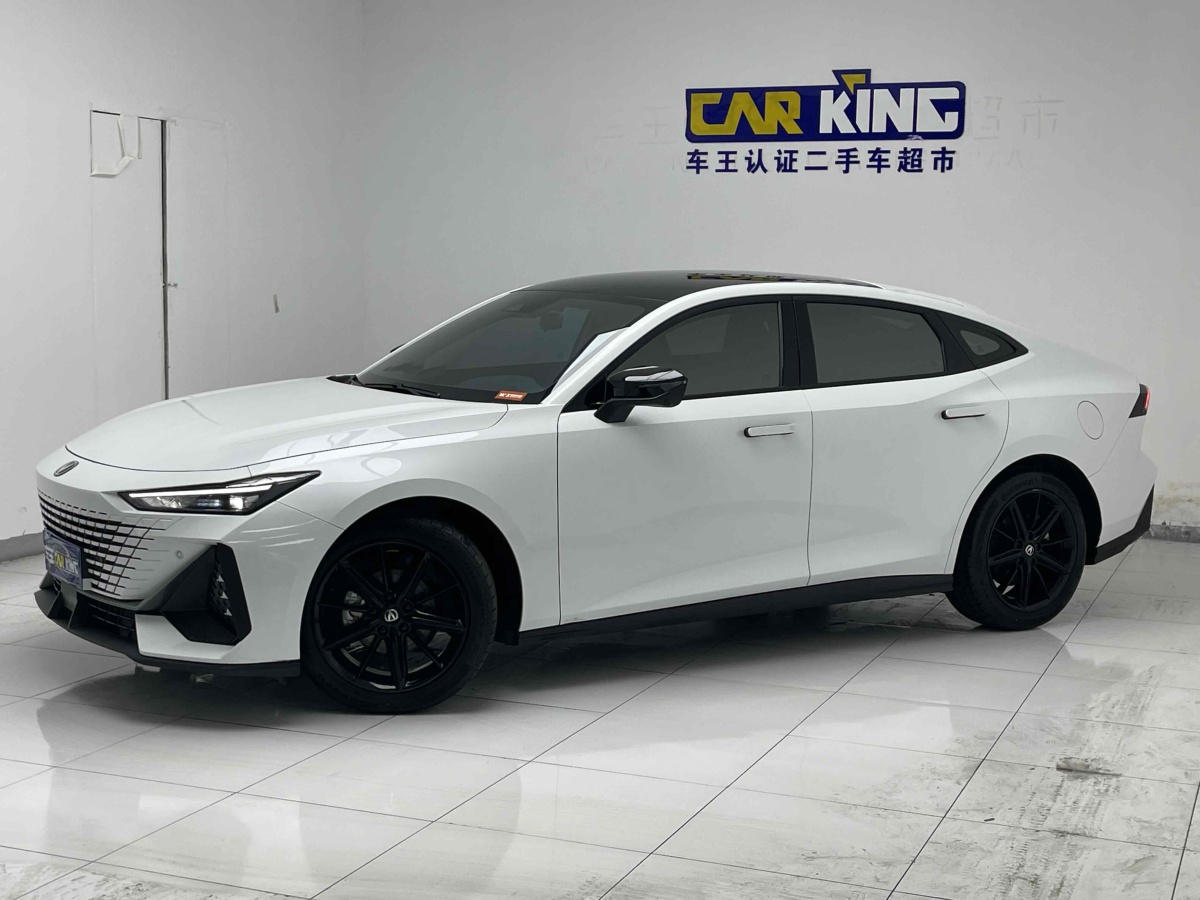 2024年1月長(zhǎng)安 長(zhǎng)安UNI-V  2023款 1.5T 尊貴型