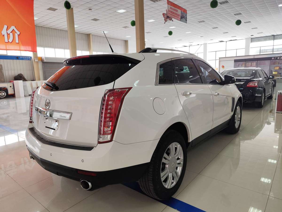 凱迪拉克 SRX  2014款 3.0L 豪華型圖片