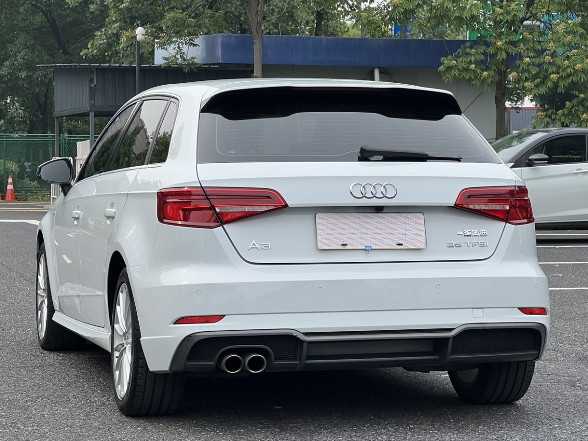 奧迪 奧迪A3  2017款 Sportback 35 TFSI 時尚型圖片