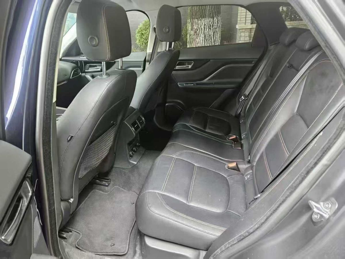 捷豹 XE  2017款 2.0T 200PS R-Sport圖片