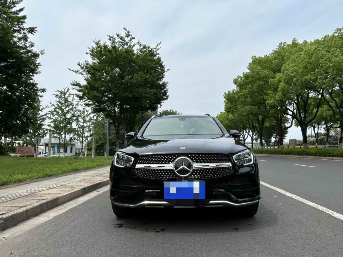 奔馳 奔馳A級(jí)  2020款 改款 A 180 L 運(yùn)動(dòng)轎車特殊配置圖片