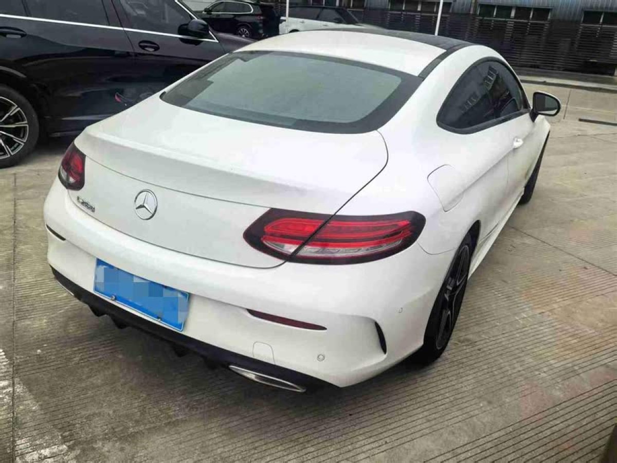 奔馳 奔馳C級(jí)  2021款 C 260 轎跑車圖片