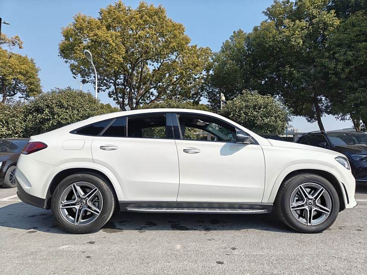 奔馳 奔馳GLE轎跑  2020款 GLE 450 4MATIC 轎跑SUV 時(shí)尚型圖片