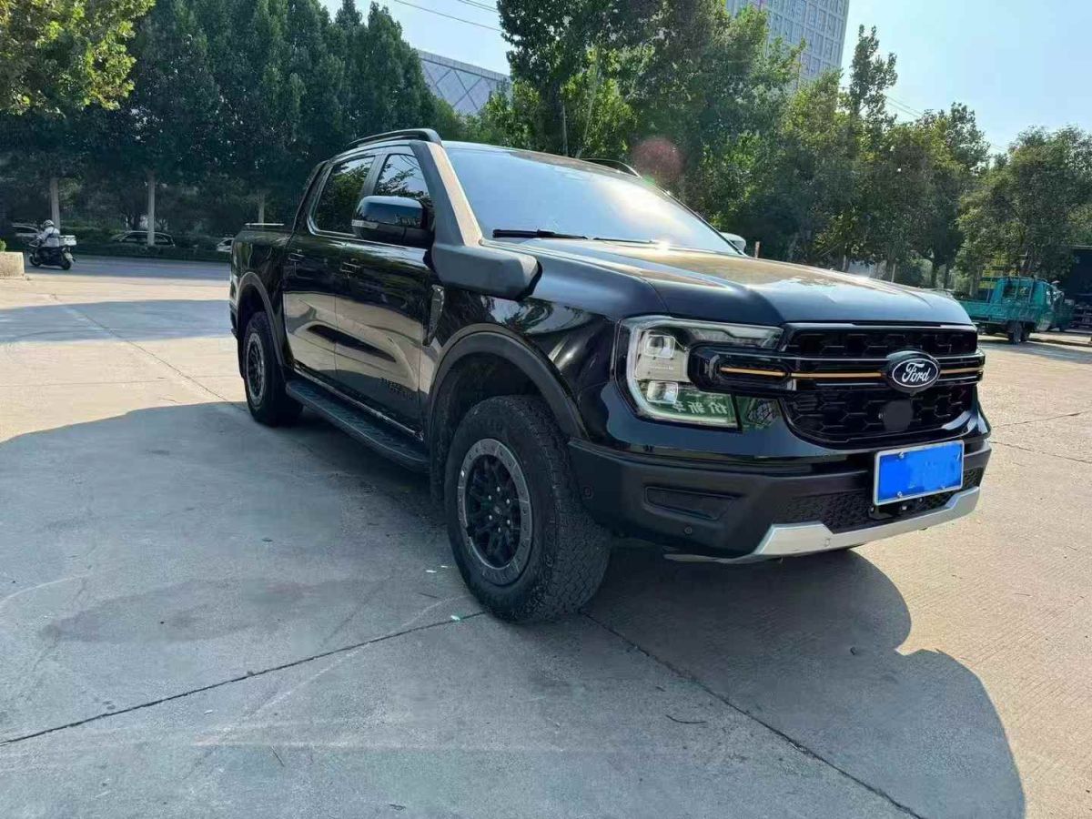 福特 E全順  2024款 廂式運(yùn)輸車 長(zhǎng)軸中頂 3座 100.96kWh圖片