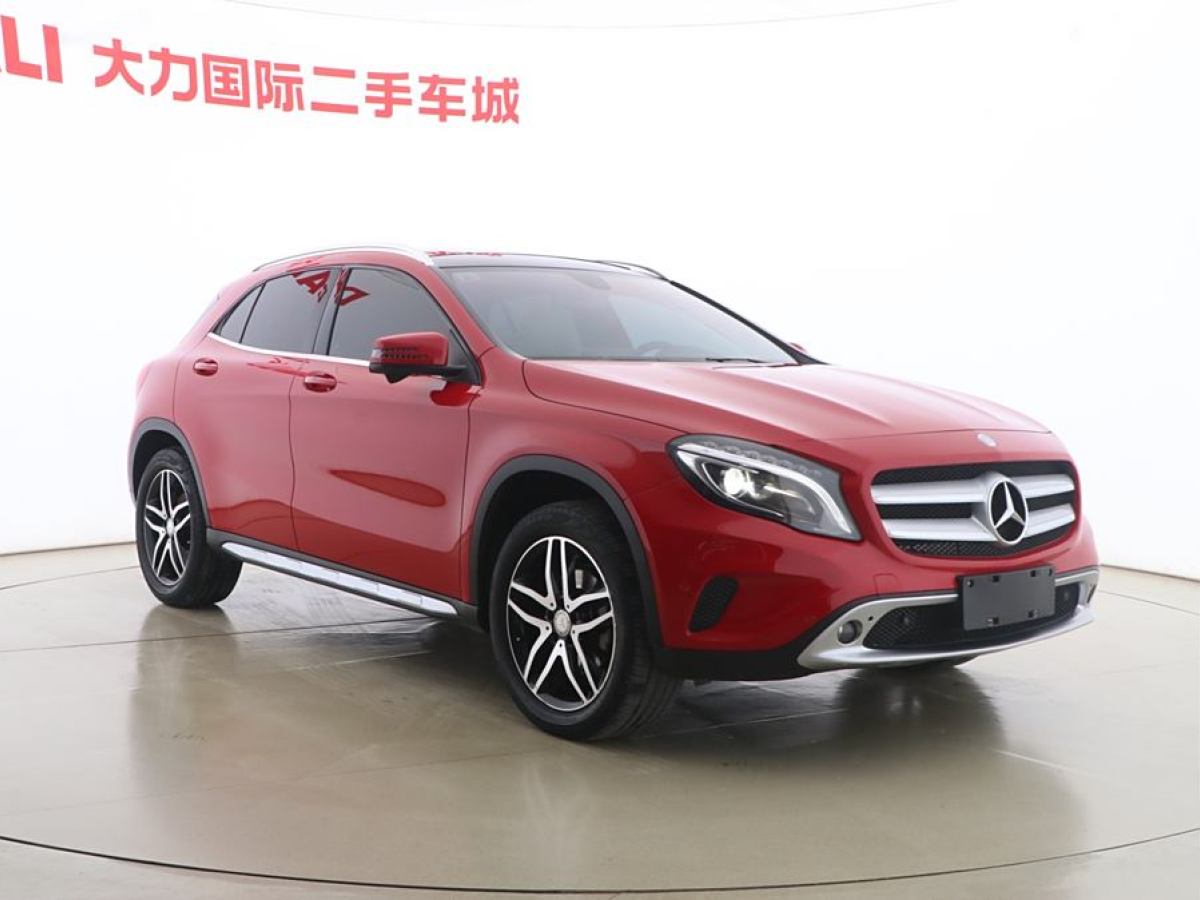 奔馳 奔馳GLA  2015款 GLA 220 4MATIC 時(shí)尚型圖片