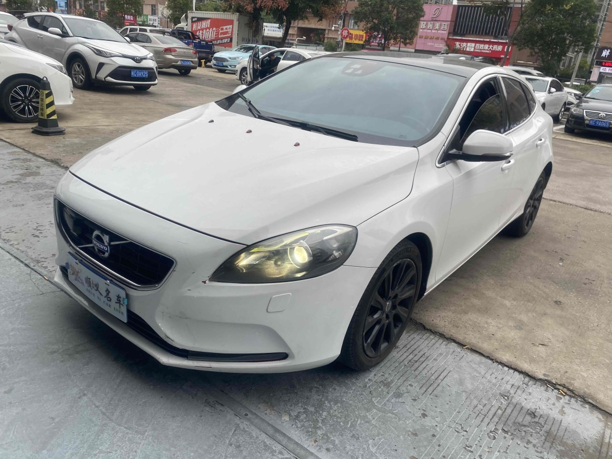 沃爾沃 V40  2013款 2.0T 智雅版圖片