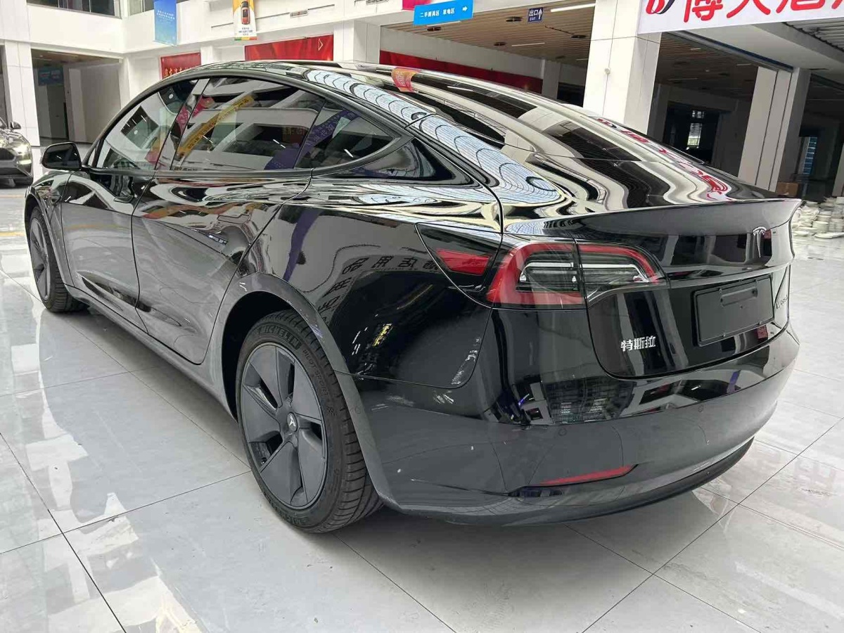 2022年11月特斯拉 Model 3  2022款 改款 后輪驅動版