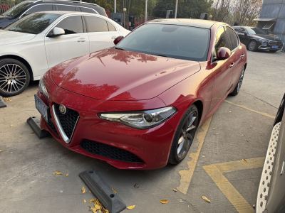 2018年11月 阿爾法·羅密歐 Giulia 2.0T 200HP 豪華版圖片