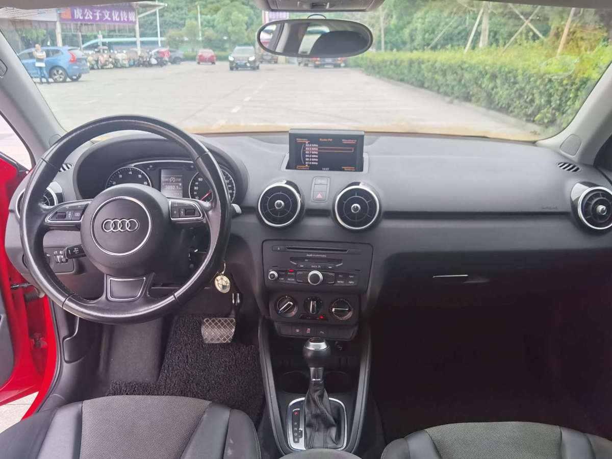 奥迪 奥迪A1  2012款 1.4 TFSI Ego图片